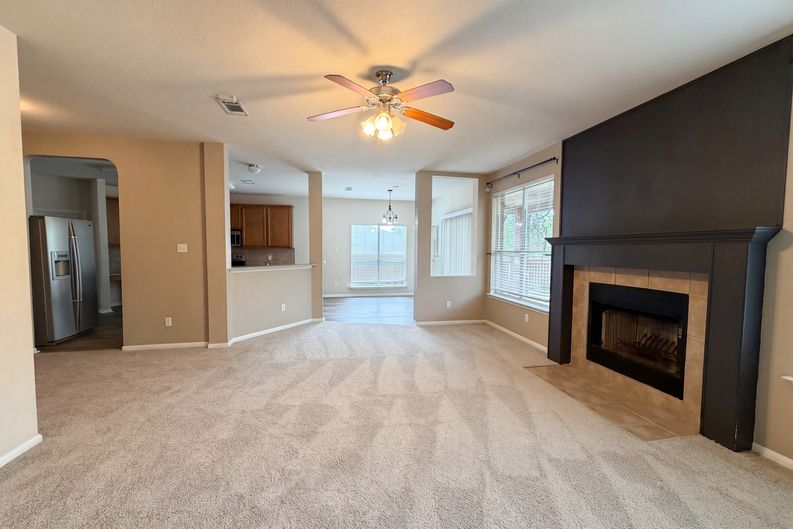 Photo 7 of 21 of 312 Crowfoot Dr, Harker Heights, TX