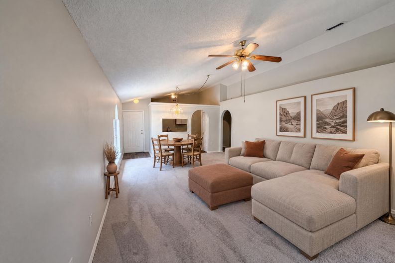 Photo 6 of 20 of 114 Pamala Ct, Sanford, FL