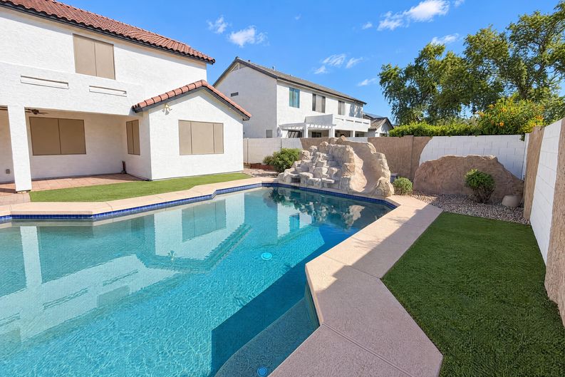 Photo 7 of 39 of 4415 W Paseo Way, Laveen, AZ