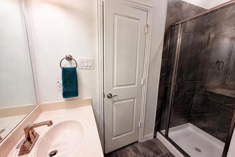Photo 21 of 34 of 4305 Curlew Ln, Garland, TX