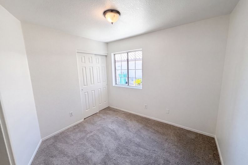 Photo 10 of 18 of 9103 N Palm Brook Dr, Tucson, AZ