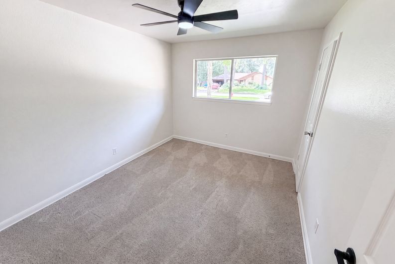 Photo 14 of 23 of 719 Equinox St, Crosby, TX