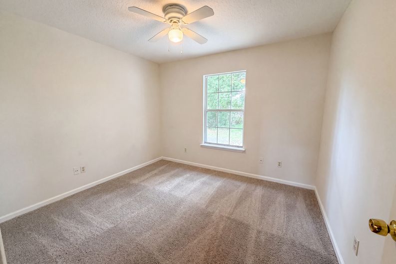 Photo 13 of 22 of 4224 Harbor View Dr, Jacksonville, FL