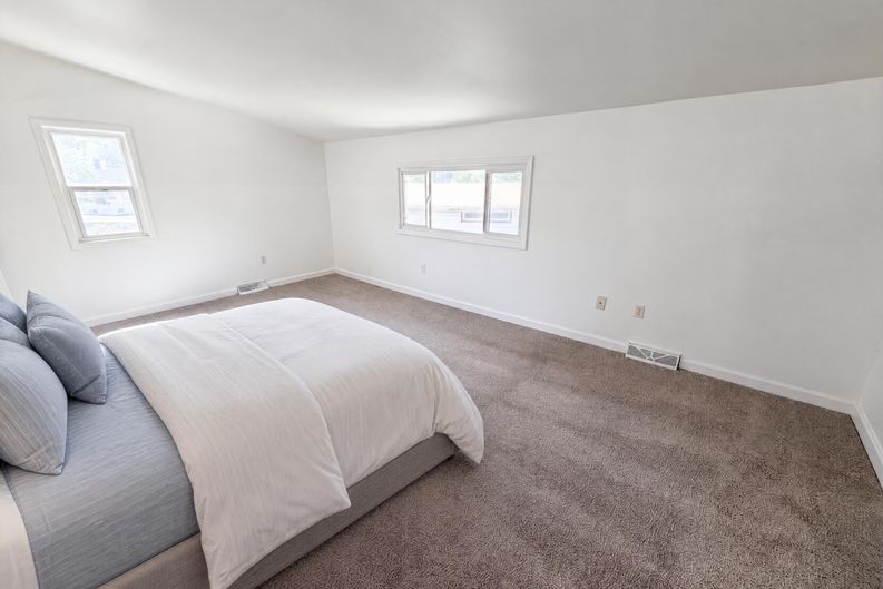 Photo 10 of 23 of 519 N Gilbert St, Castle Rock, CO