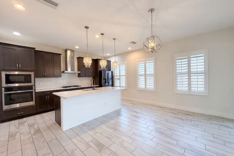 Photo 8 of 33 of 12643 Horseshoe Bend Dr, Lithia, FL
