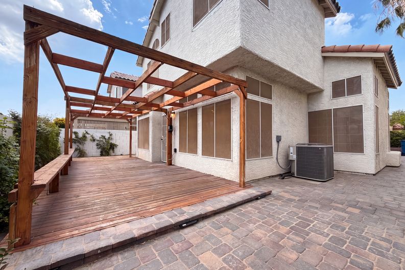 Photo 5 of 22 of 7504 Holloran Ct, Las Vegas, NV