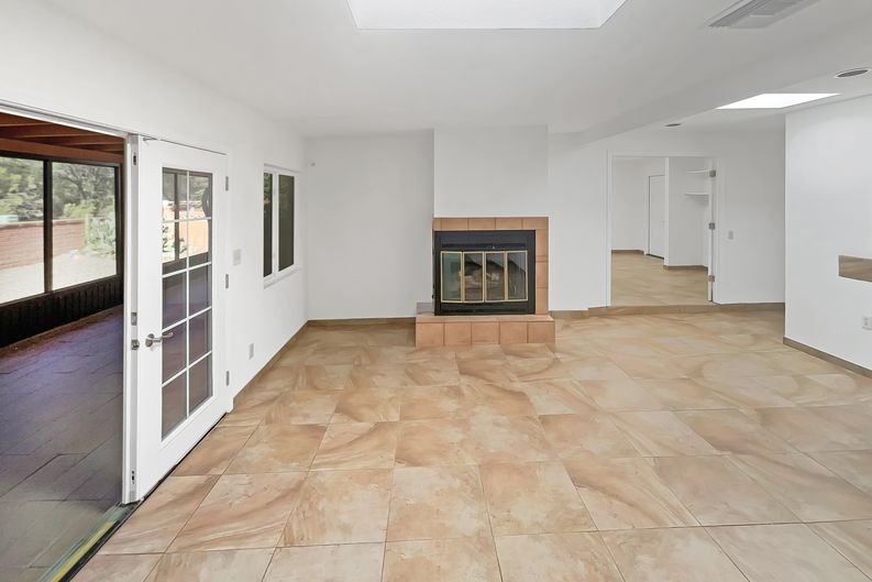 Photo 3 of 20 of 2016 S San Vincent Dr, Green Valley, AZ