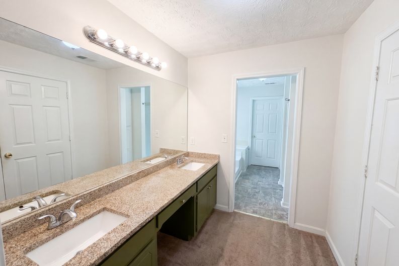 Photo 13 of 22 of 213 Carl Parker Rd, Hampton, GA