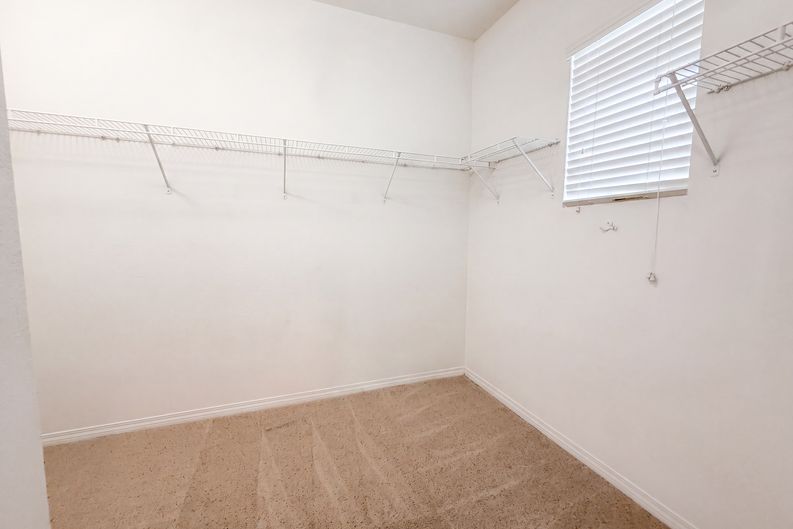 Photo 15 of 28 of 38408 Tranquila Ave, Murrieta, CA
