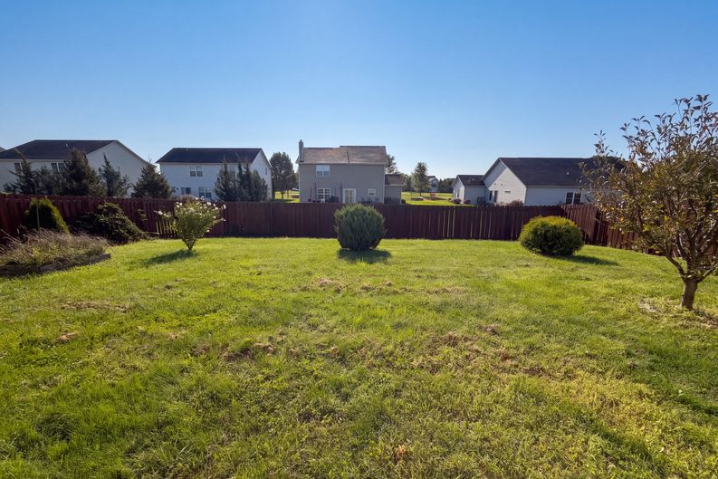 Photo 30 of 34 of 2899 Armaugh Dr, Brownsburg, IN