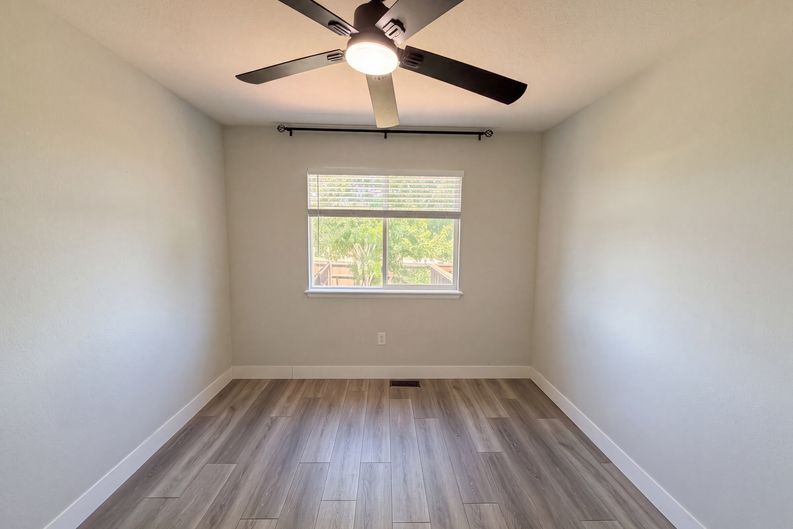 Photo 12 of 23 of 9379 W Ute Dr, Littleton, CO