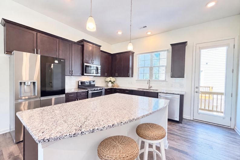 Photo 15 of 21 of 9431 Ainslie Downs St, Charlotte, NC