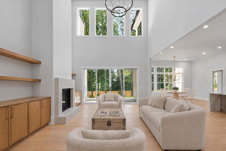 Photo 9 of 70 of 205 Shady Grove Ln, Alpharetta, GA