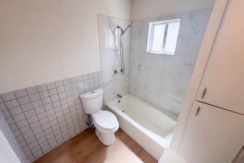 Photo 11 of 27 of 15343 Pimenta Ave, Paramount, CA