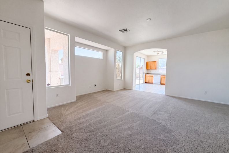 Photo 6 of 22 of 521 Quail Bird Pl, Henderson, NV