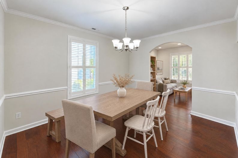 Photo 11 of 36 of 1029 Forbishire Dr, Matthews, NC