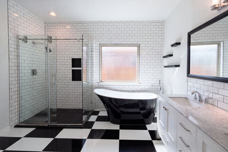 Photo 8 of 24 of 2404 Royal Birkdale Dr, Plano, TX
