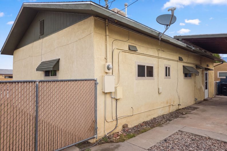 Photo 17 of 18 of 9222 Aztec Rd NE, Albuquerque, NM