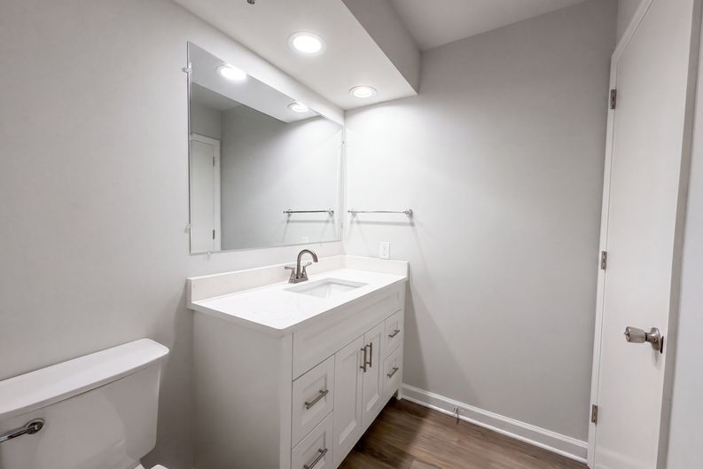 Photo 14 of 20 of 5025 Hillsboro Pike, Nashville, TN