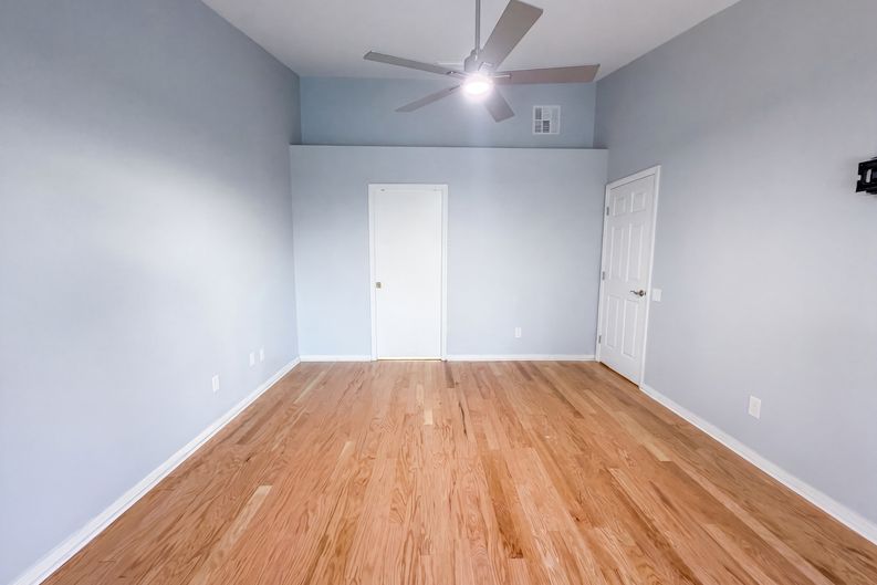 Photo 13 of 21 of 1204 Tiger Wood Ct, Valrico, FL
