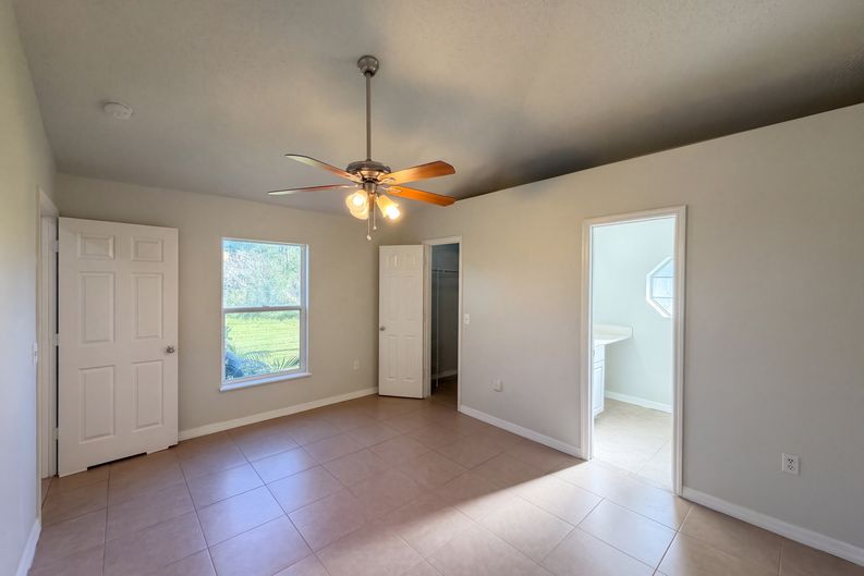 Photo 4 of 16 of 23 Peterlee Ct, Kissimmee, FL