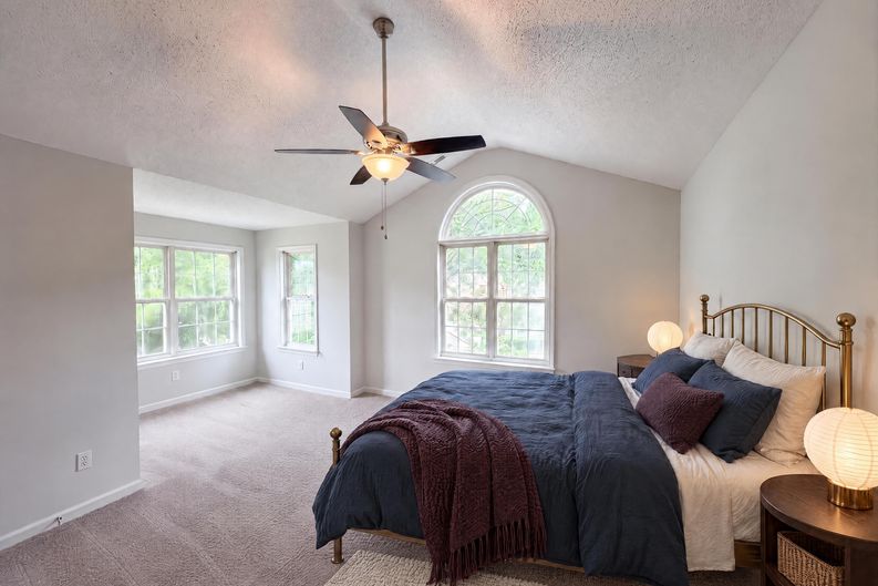 Photo 4 of 16 of 4549 Drewbridge Way, Raleigh, NC