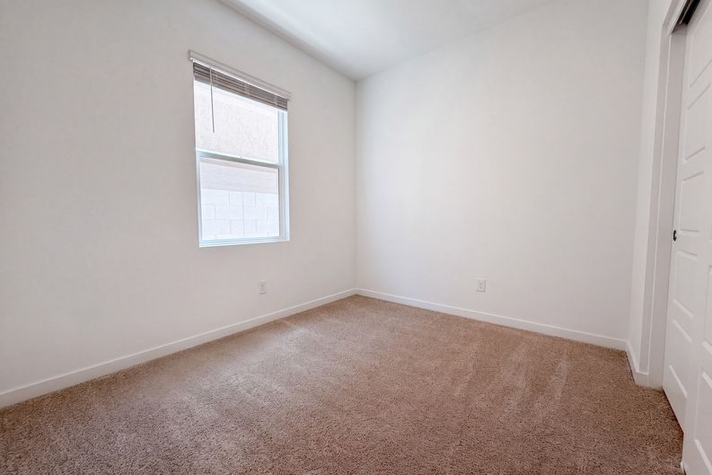 Photo 17 of 21 of 8361 W Rochelle Ave, Las Vegas, NV