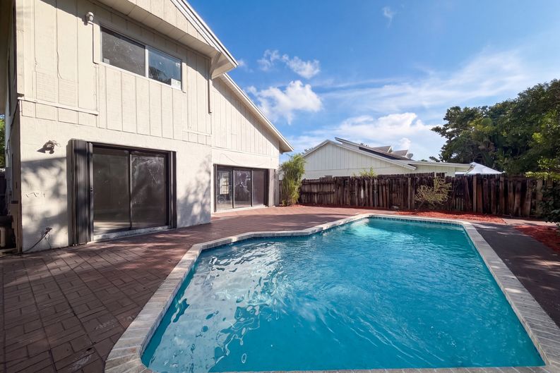 Photo 21 of 24 of 2496 Douglas Ave, Delray Beach, FL