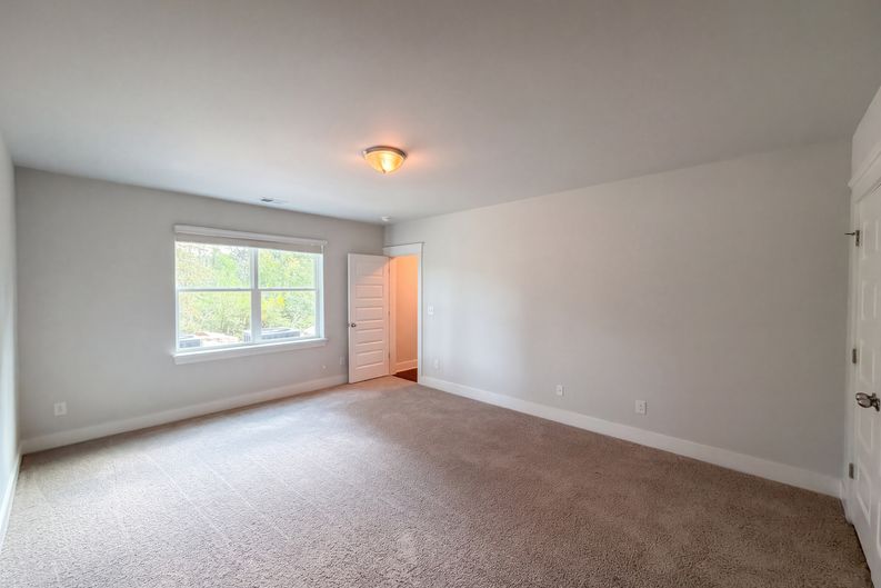 Photo 29 of 38 of 7412 Canova Ln, Charlotte, NC