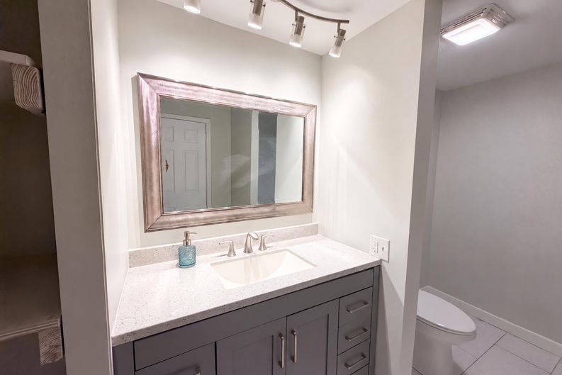 Photo 12 of 20 of 3004 Hunkin Cir, Deltona, FL