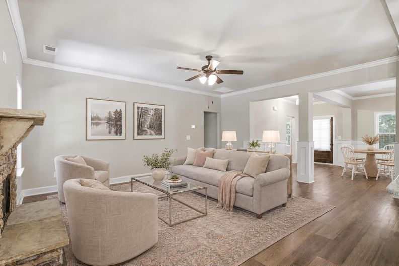 Photo 7 of 41 of 45 Hawthorn Ln, Covington, GA