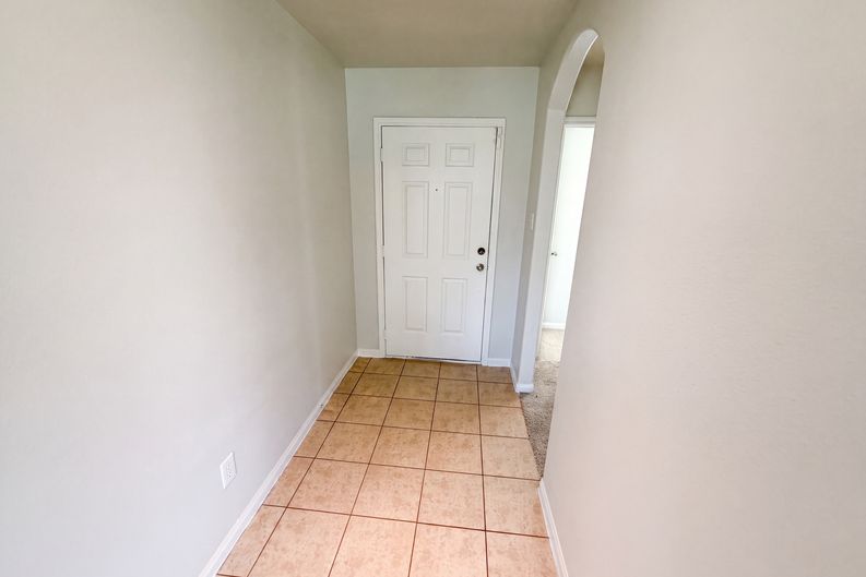 Photo 15 of 19 of 907 Amaryllis Rd, Baytown, TX