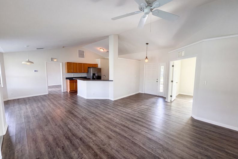Photo 4 of 30 of 1910 Basinger Ave SW, Palm Bay, FL