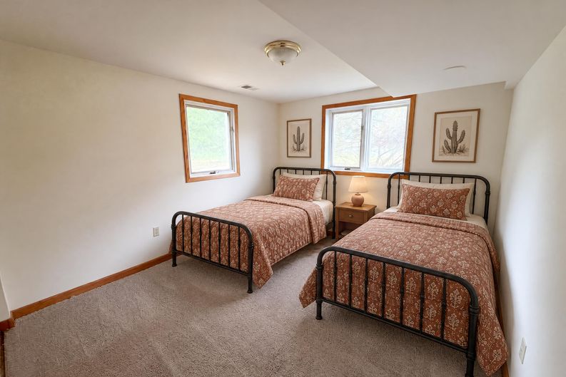 Photo 17 of 24 of 12228 Allen Dr, Burnsville, MN