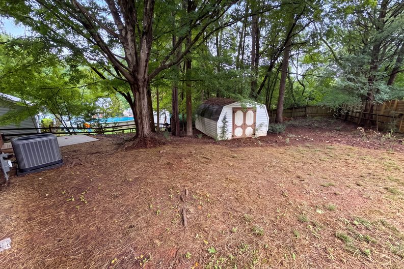 Photo 26 of 28 of 6409 Tivoli Ct, Charlotte, NC