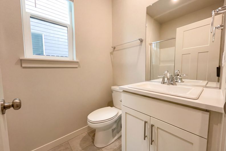 Photo 13 of 24 of 16903 NE 37th Ave, Vancouver, WA
