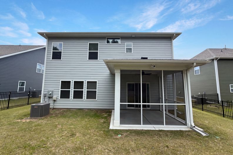 Photo 5 of 20 of 1217 Black Walnut St, Monroe, NC