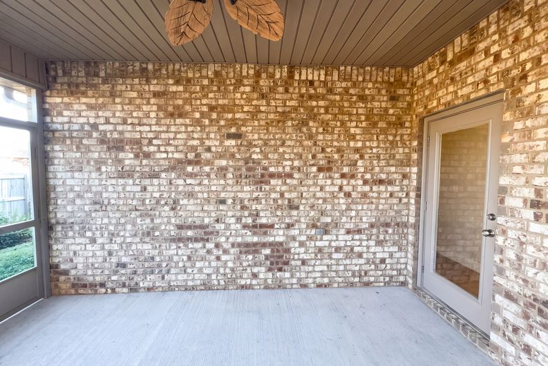 Photo 17 of 18 of 1740 Covington Ln, Foley, AL