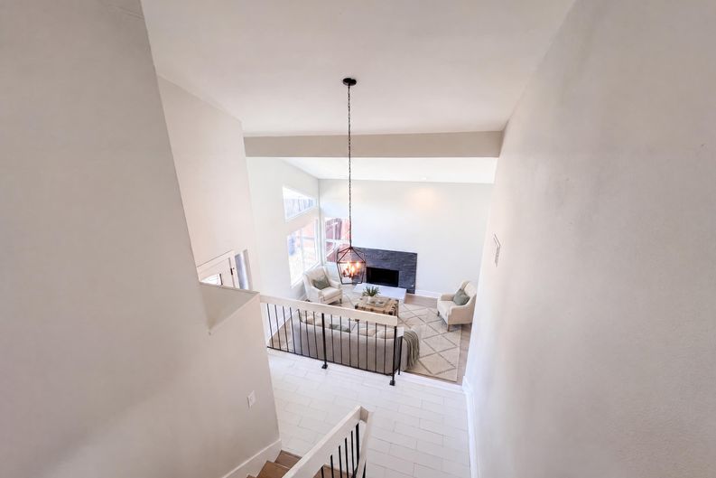 Photo 9 of 46 of 6005 La Castana Way, Sacramento, CA