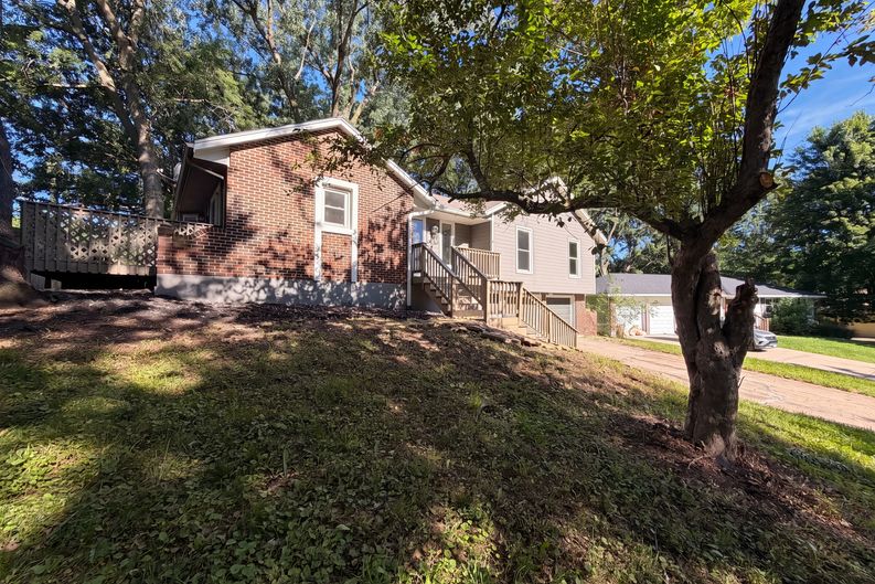 Photo 17 of 21 of 205 NE 1st Street Ter, Blue Springs, MO