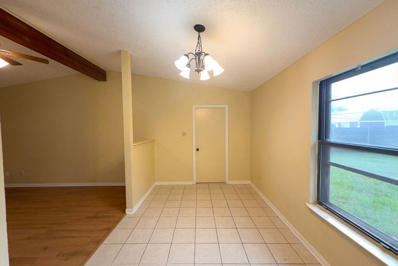 Photo 11 of 17 of 908 Hackberry St, Copperas Cove, TX