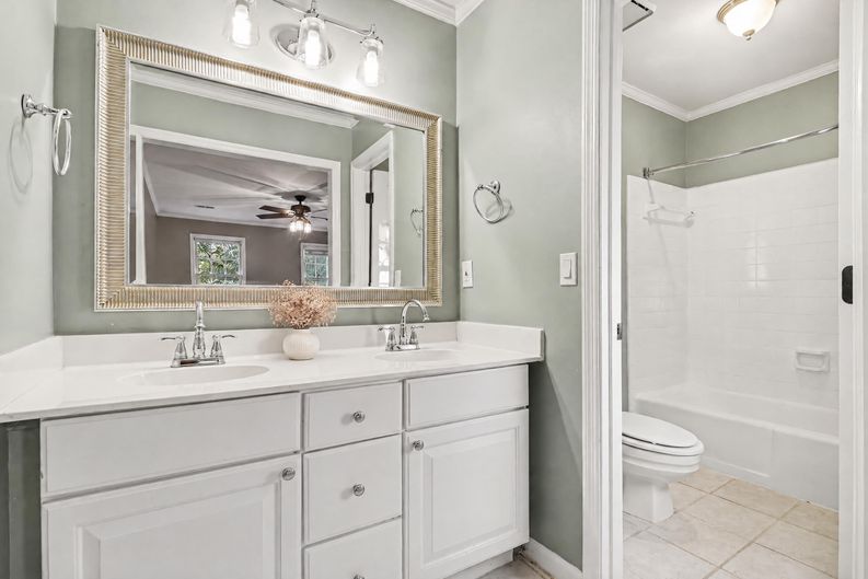 Photo 11 of 20 of 3514 Nettle Ln NE, Roswell, GA