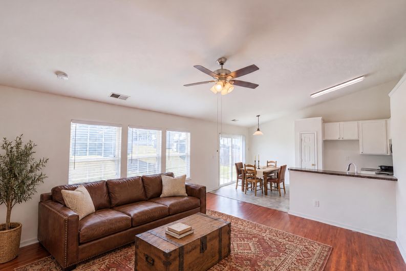 Photo 3 of 18 of 223 Gumtree Dr, Kannapolis, NC