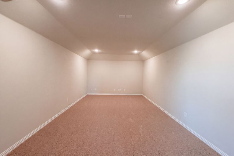 Photo 18 of 22 of 2054 Avondown Rd, Forney, TX