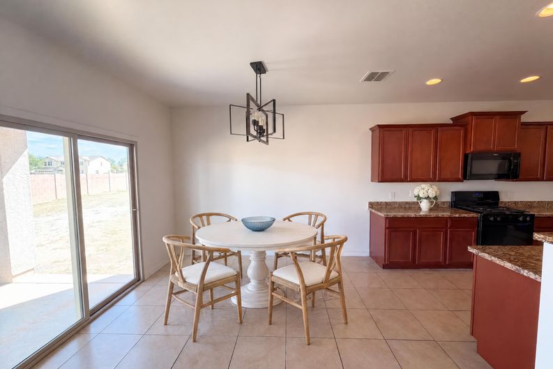 Photo 8 of 30 of 6295 S Crane Dr, Tucson, AZ