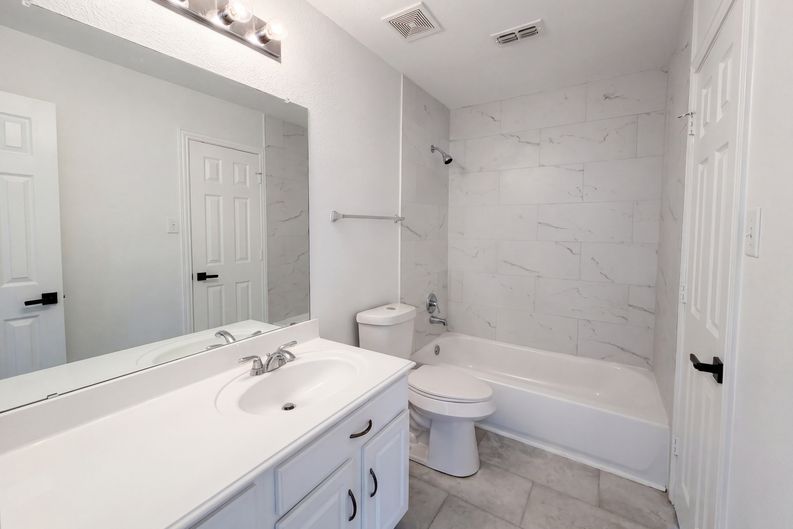 Photo 15 of 23 of 3853 Wintergreen Dr, Plano, TX