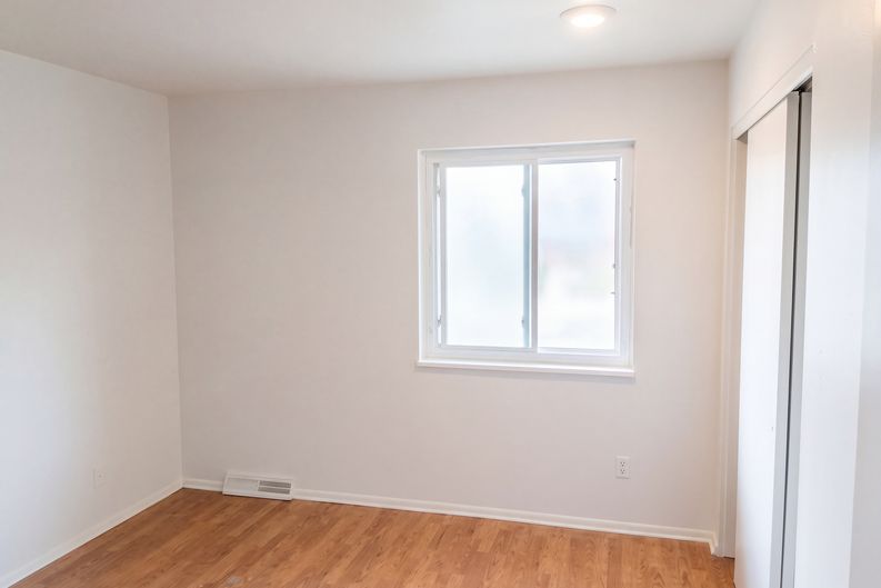 Photo 4 of 53 of 4015 Valli Vista Rd, Colorado Springs, CO