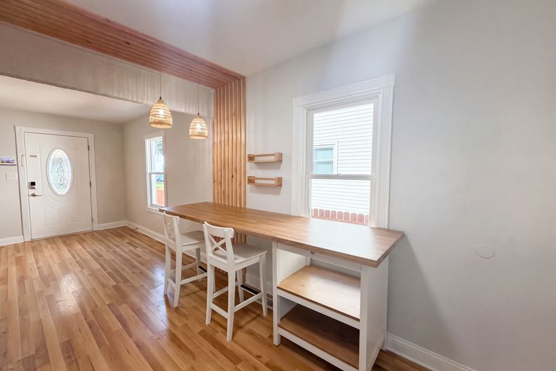 Photo 10 of 40 of 2790 Azelda St, Columbus, OH