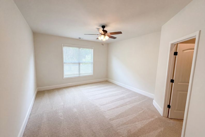 Photo 30 of 51 of 1481 Azalea Brook Dr, Lawrenceville, GA