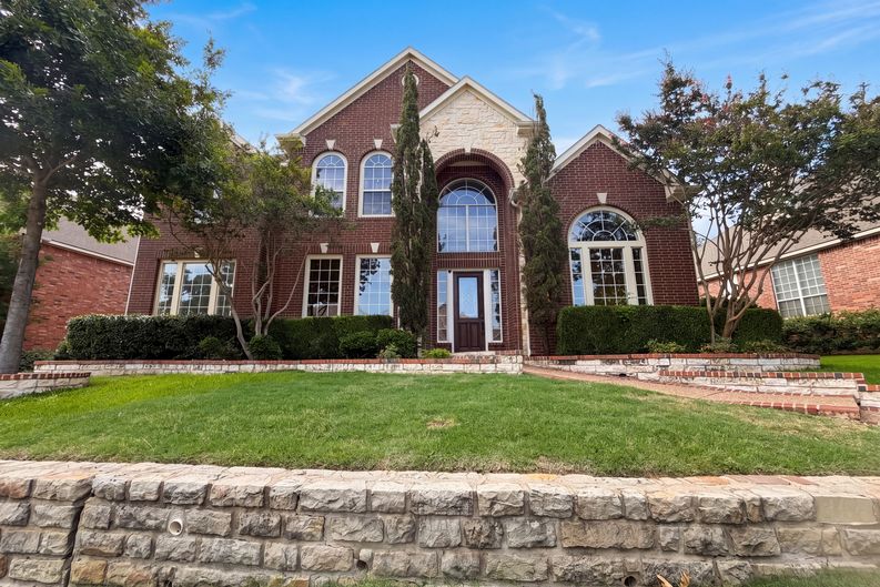 Photo 25 of 33 of 1429 Greenbriar Dr, Allen, TX